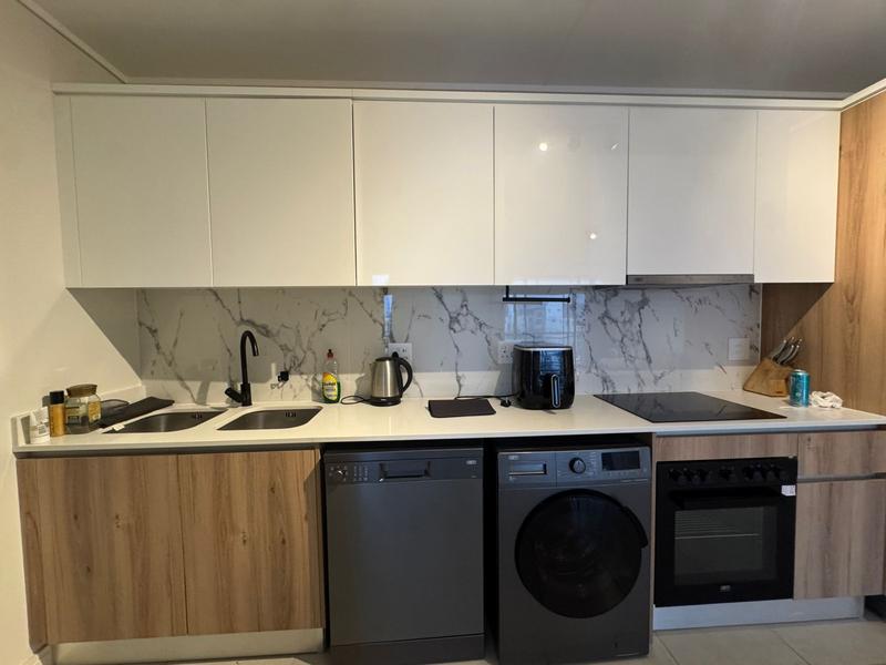 To Let 1 Bedroom Property for Rent in Sandown Western Cape